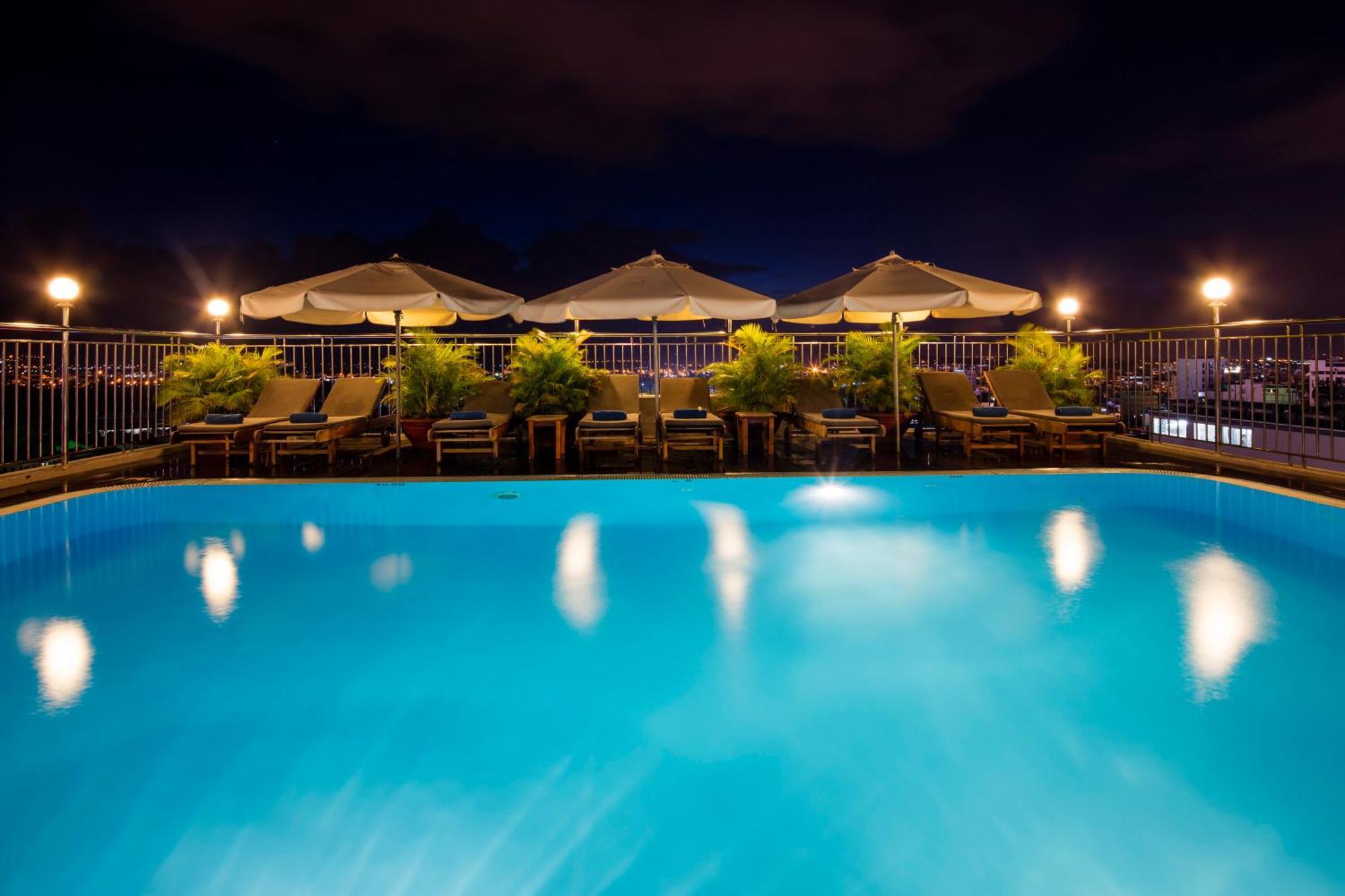 Galliot Hotel Nha Trang Exterior photo