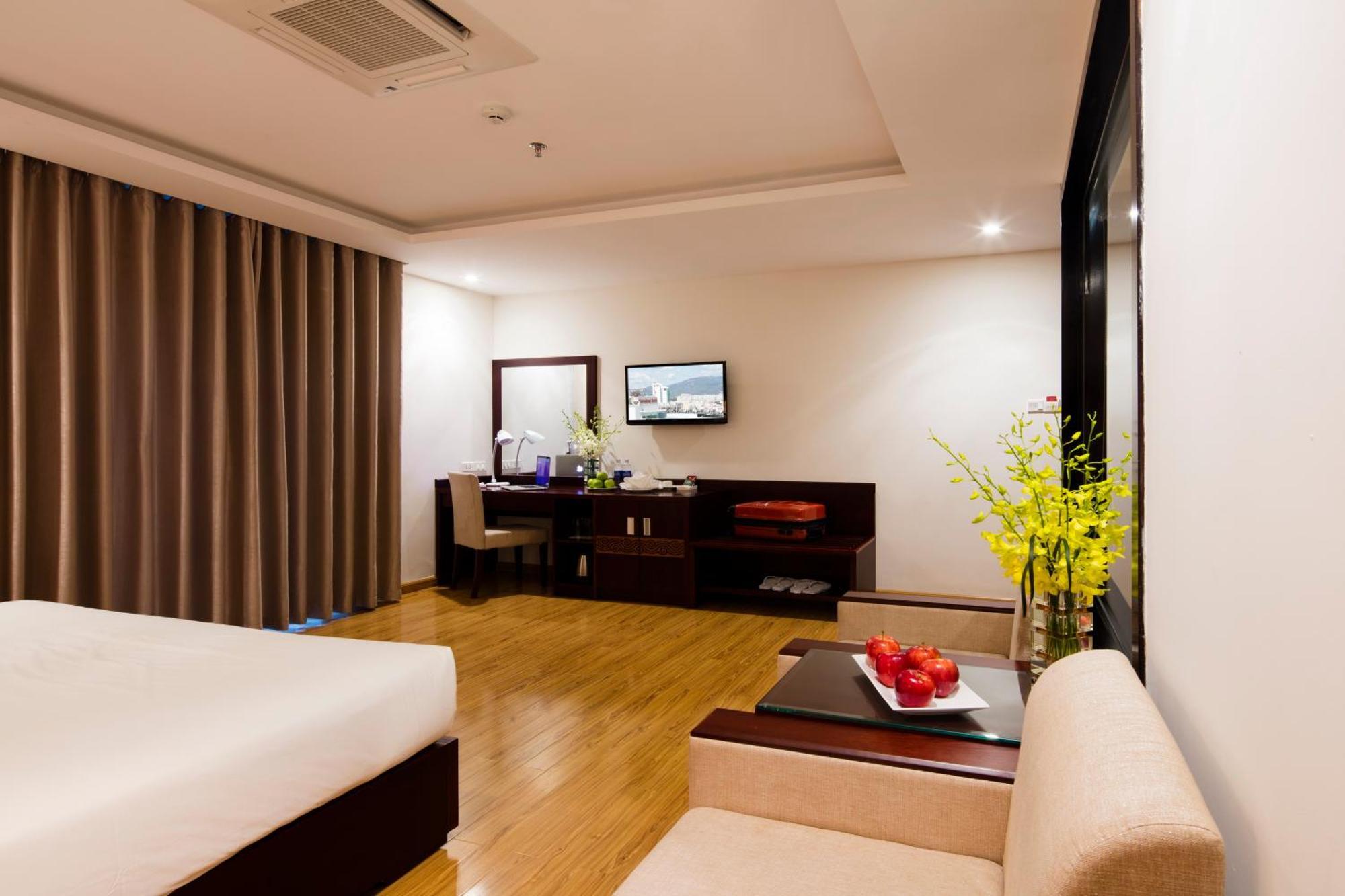 Galliot Hotel Nha Trang Exterior photo