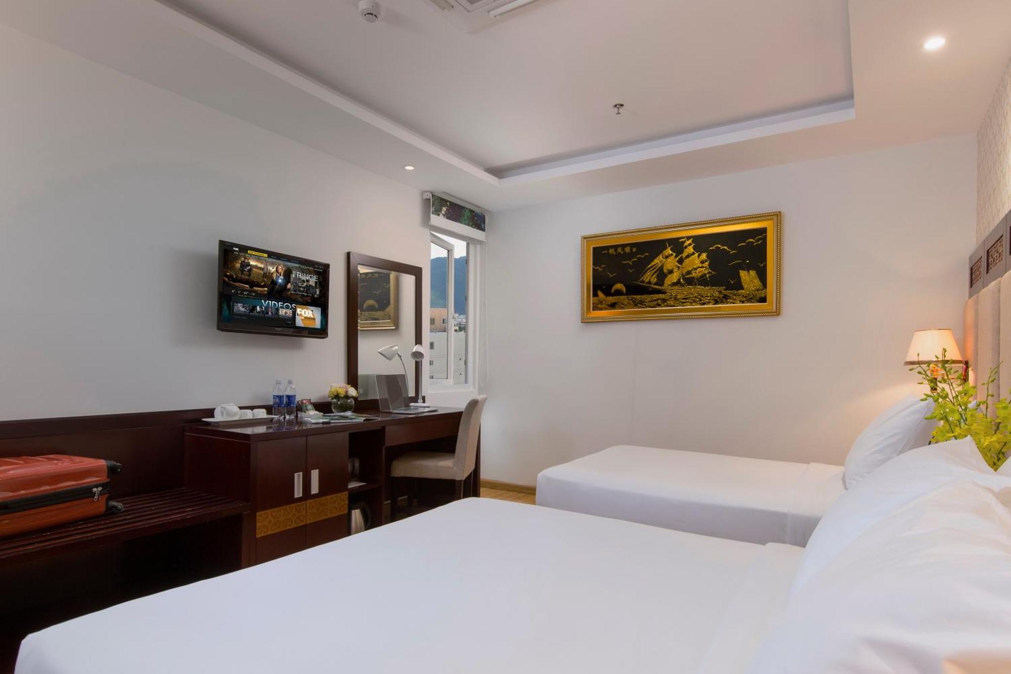 Galliot Hotel Nha Trang Exterior photo