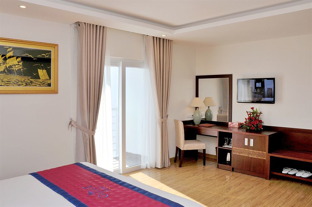 Galliot Hotel Nha Trang Exterior photo