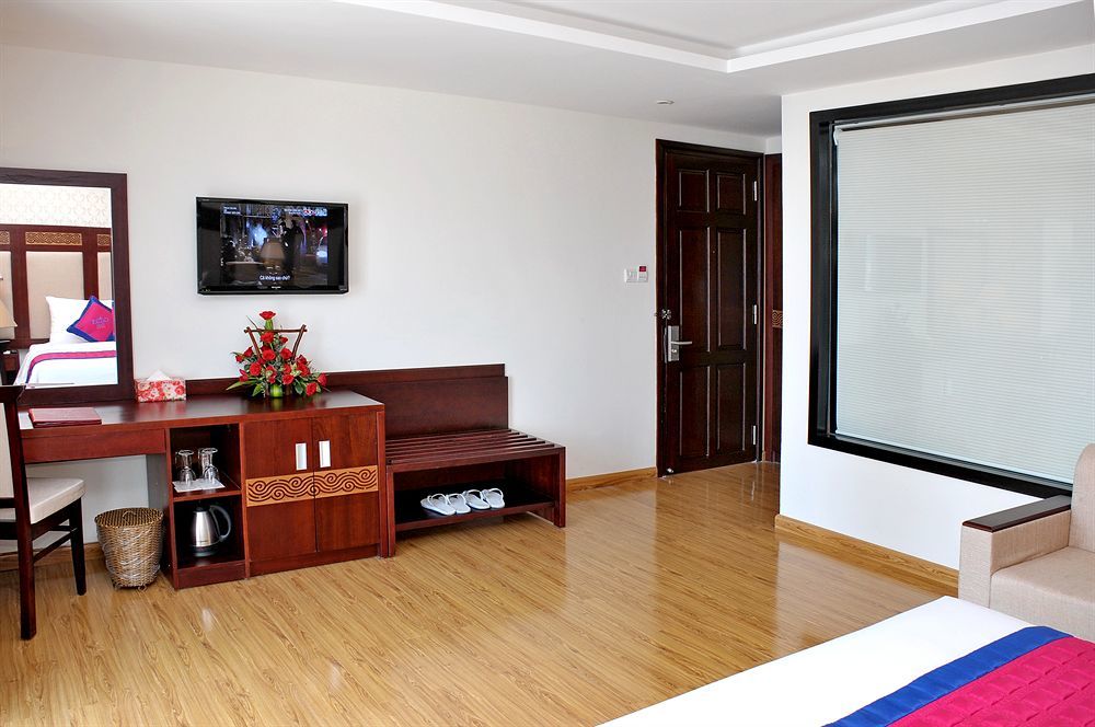 Galliot Hotel Nha Trang Exterior photo